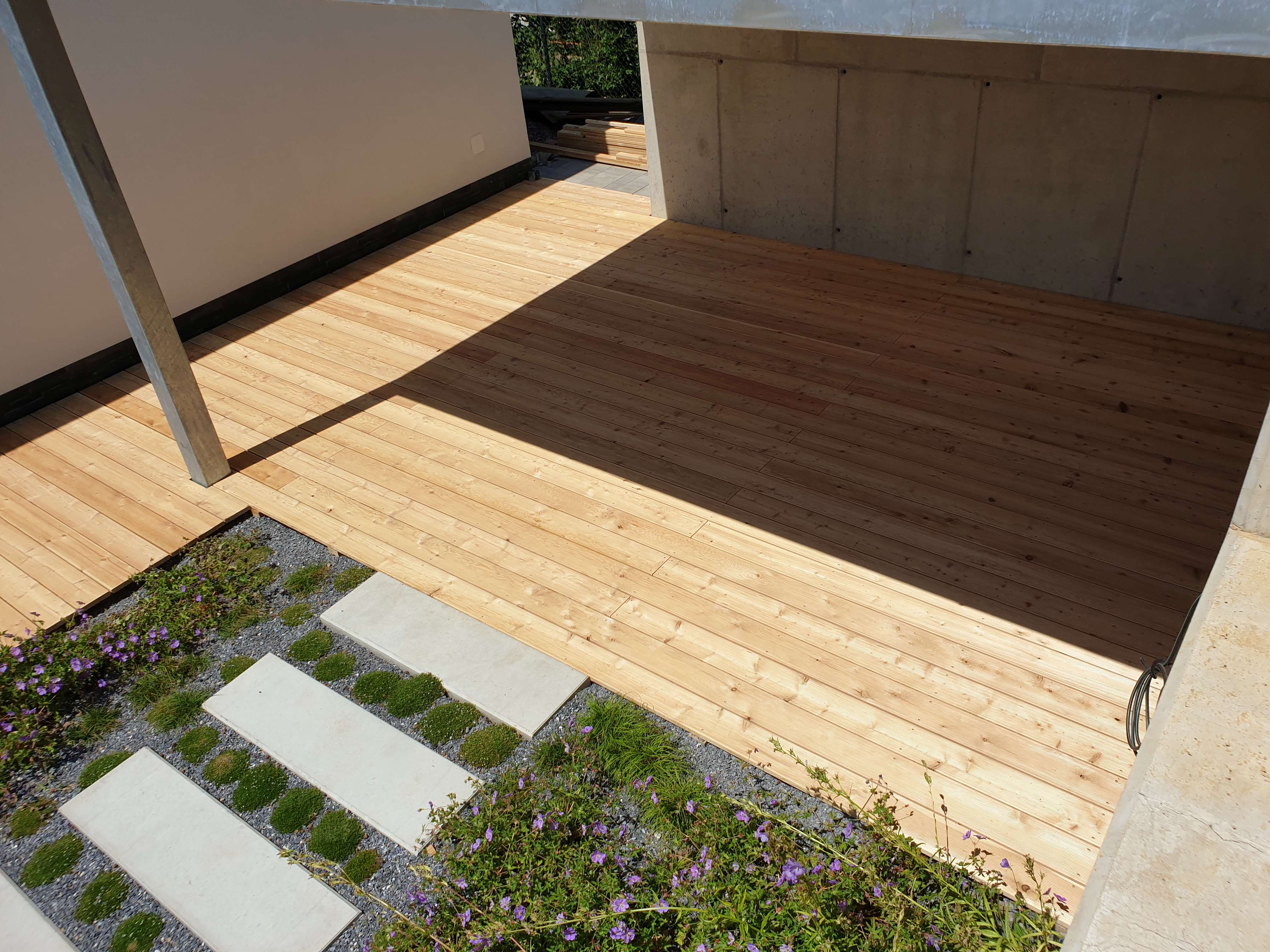 Terasová prkna modřín